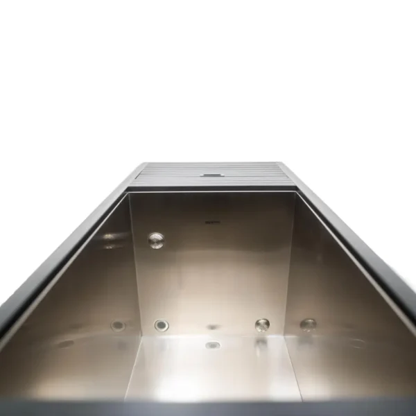 chill-tubs-original-ice-bath-inside.webp